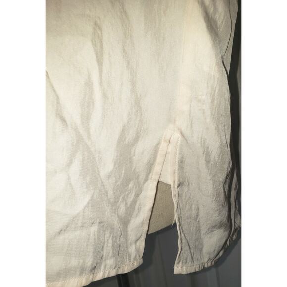 Vince Women’s Small Cream Button-Up Blouse Boxy Fit Lightweight Fluid Top - Picture 8 of 13